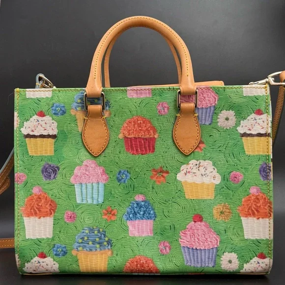 Rare DOONEY & BOURKE Kelly Green Cupcake Print Coated Canvas Limited Ed Satchel - Picture 3 of 15